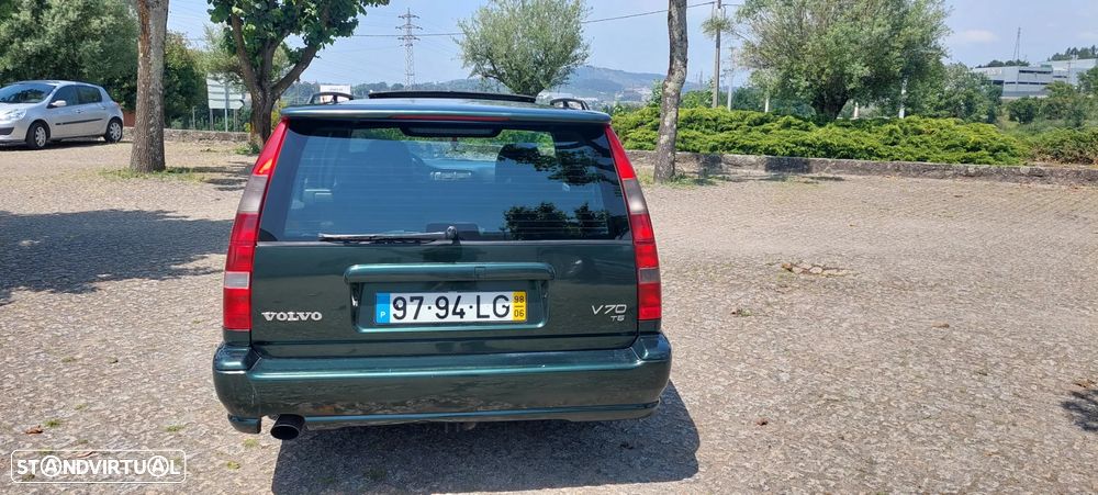 Volvo V70 T5 - 4
