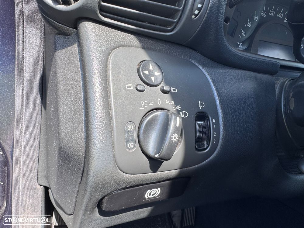 Mercedes-Benz C 220 - 11