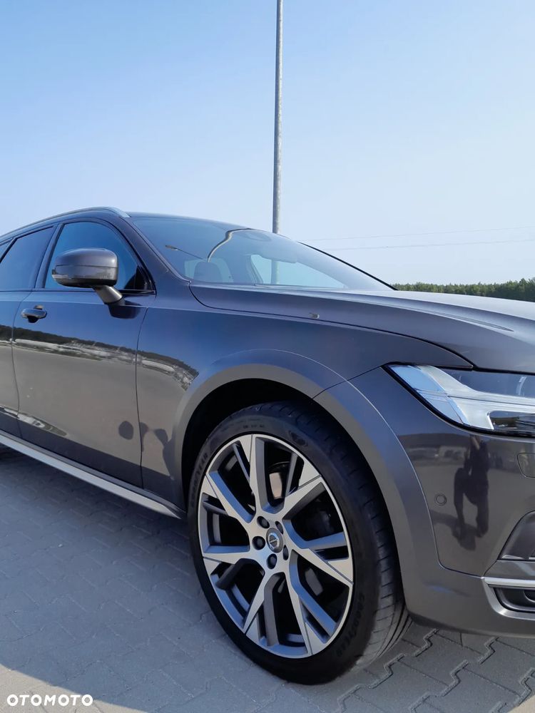 Volvo V90 D5 AWD Momentum - 3