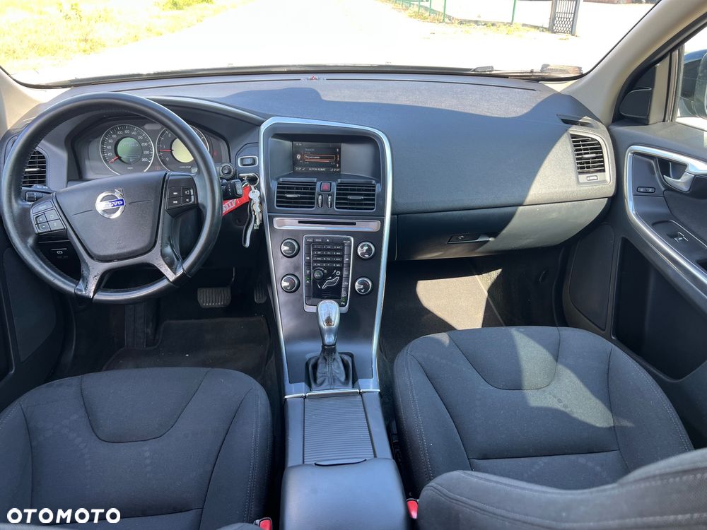 Volvo XC 60 2.4D AWD - 10