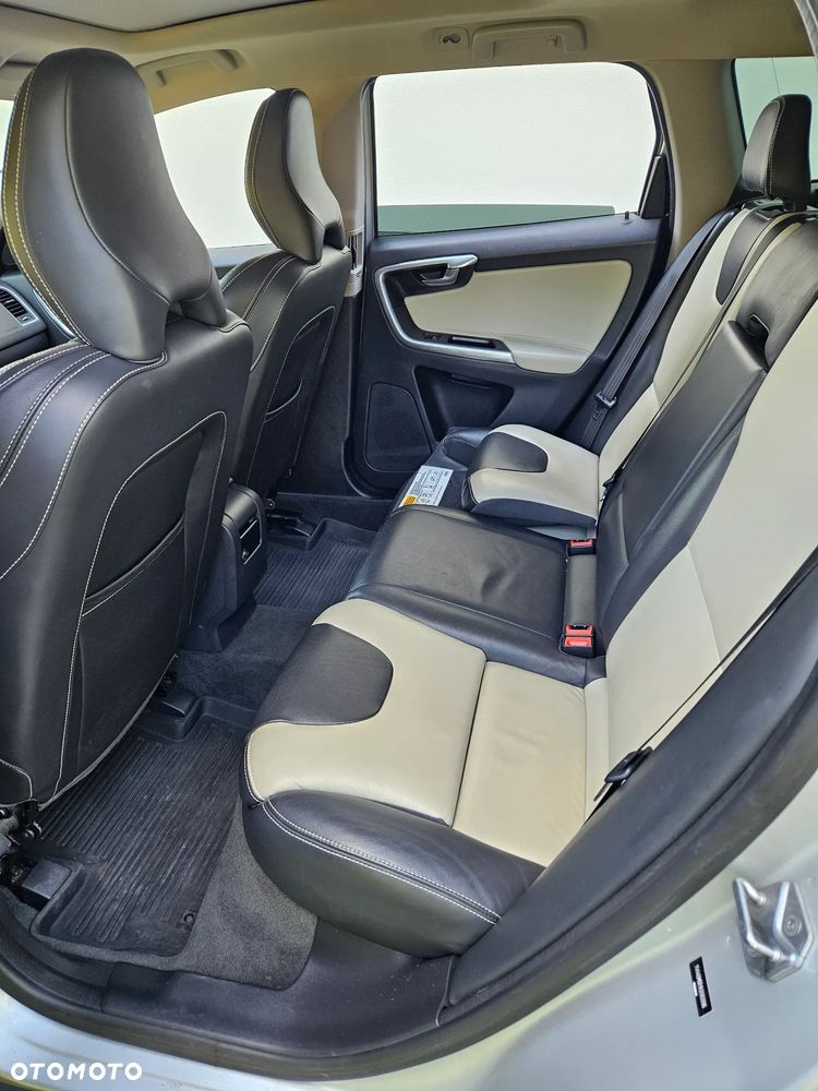 Volvo XC 60 T5 Geartronic Momentum - 7