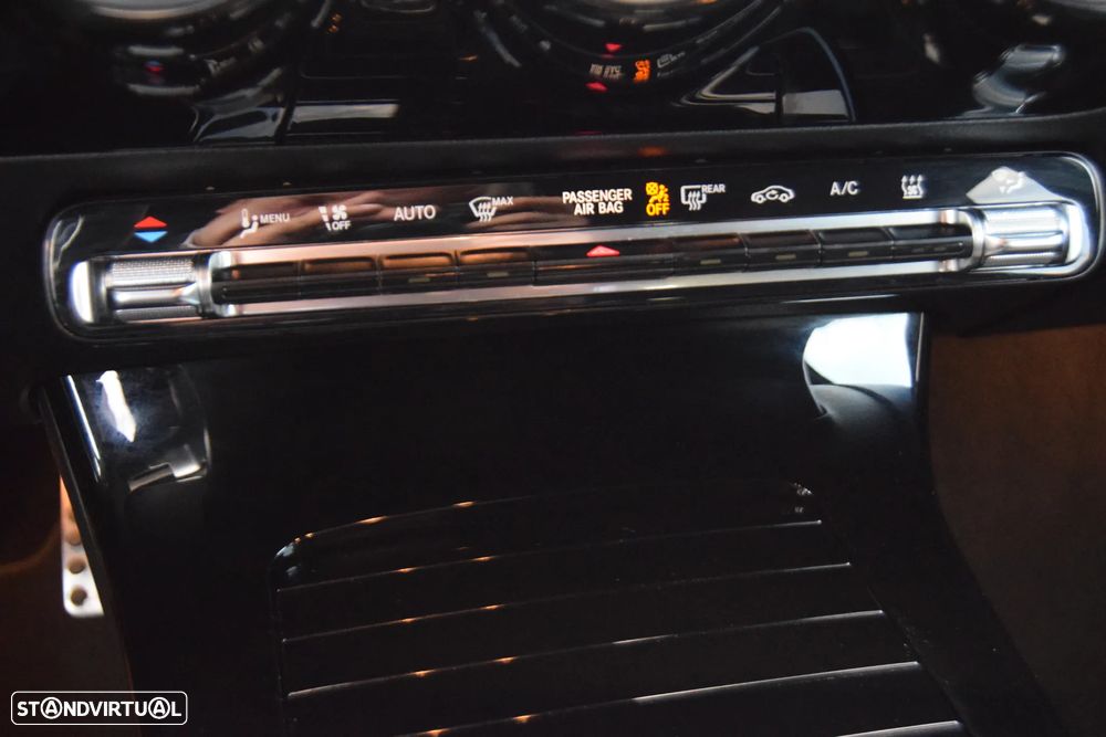 Mercedes-Benz A 250 e - 32