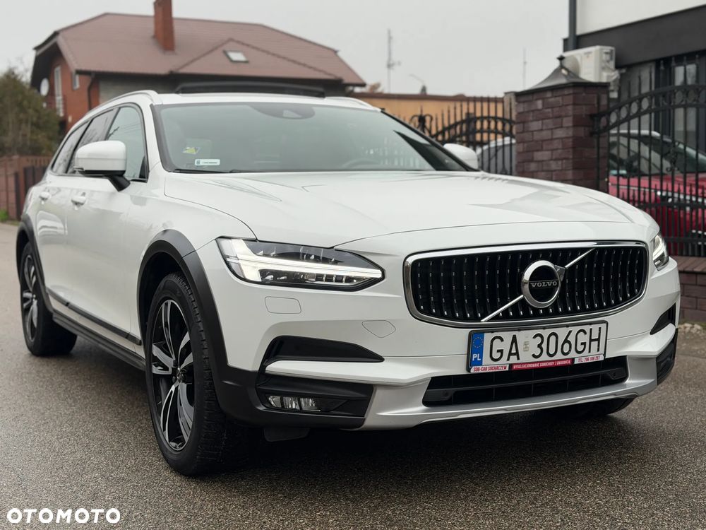 Volvo V90 Cross Country D5 AWD Pro - 3