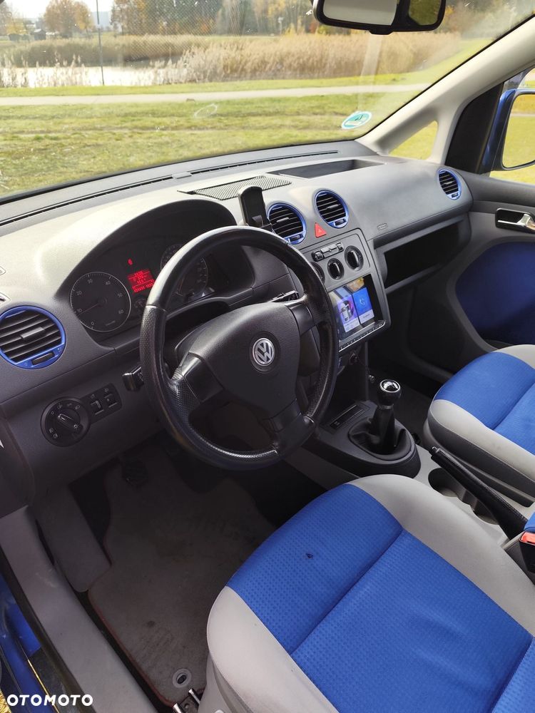 Volkswagen Caddy ver-1-9-tdi-life - 6