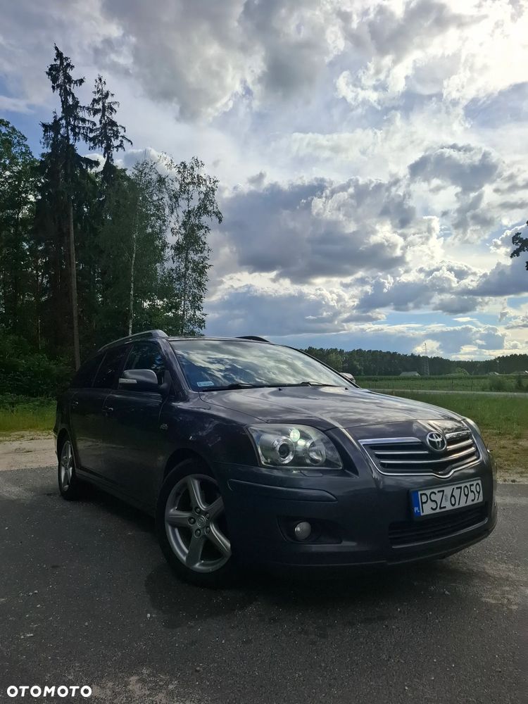 Toyota Avensis 2.2 D-CAT Executive - 2