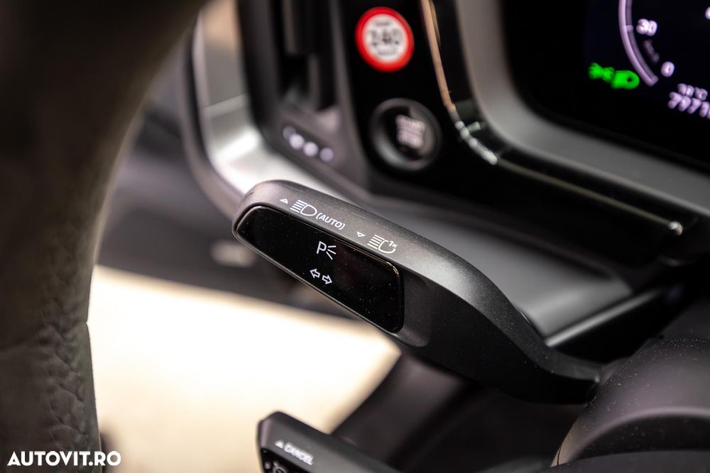 Porsche Cayenne - 26