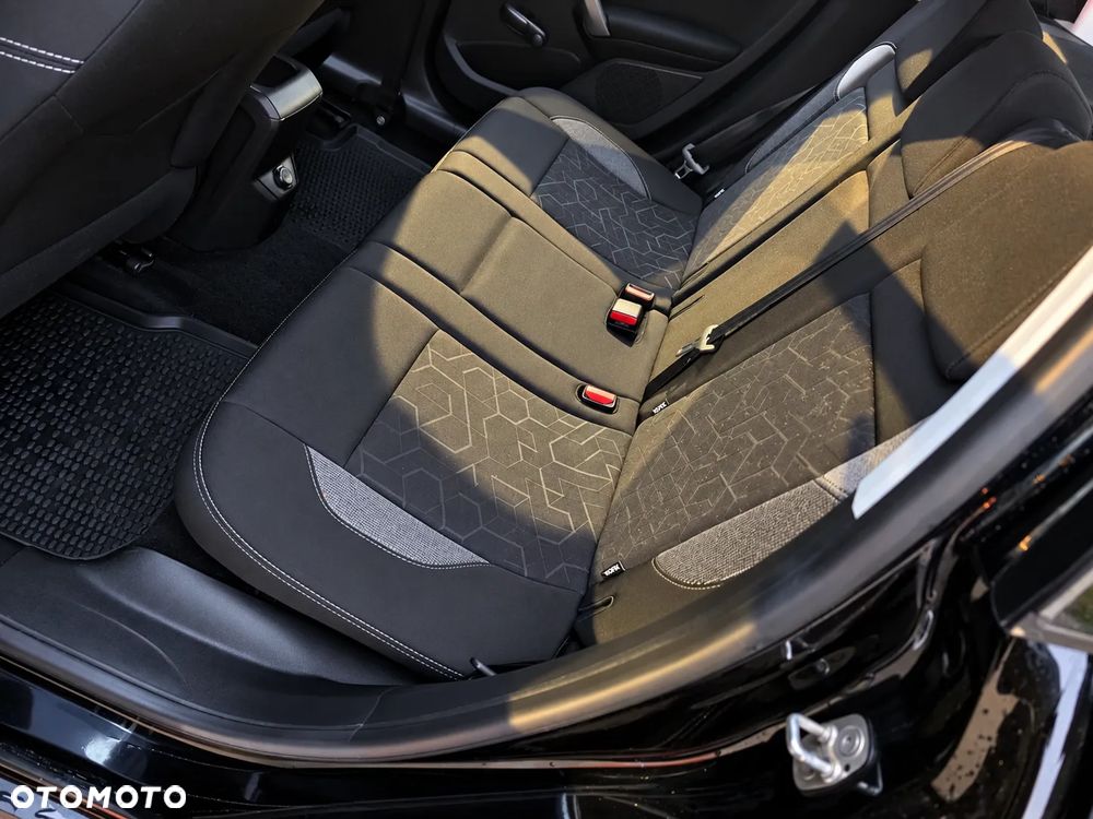 Peugeot 2008 2016 photo 5