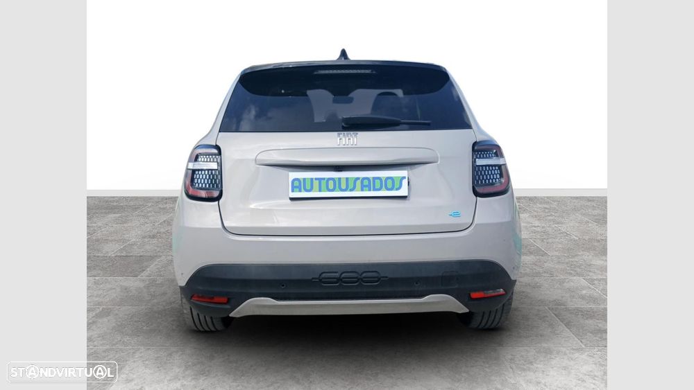 Fiat 600e 54 kWh La Prima - 8
