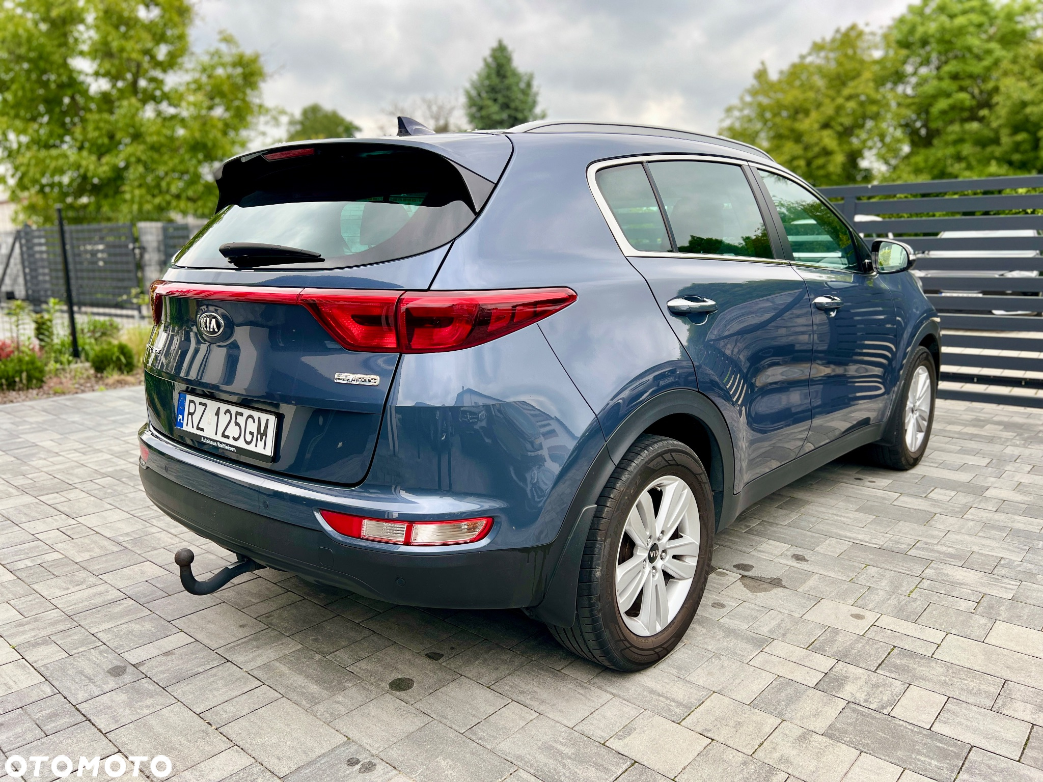 Kia Sportage 1.7 CRDI 2WD ISG Dream-Team Edition - 3