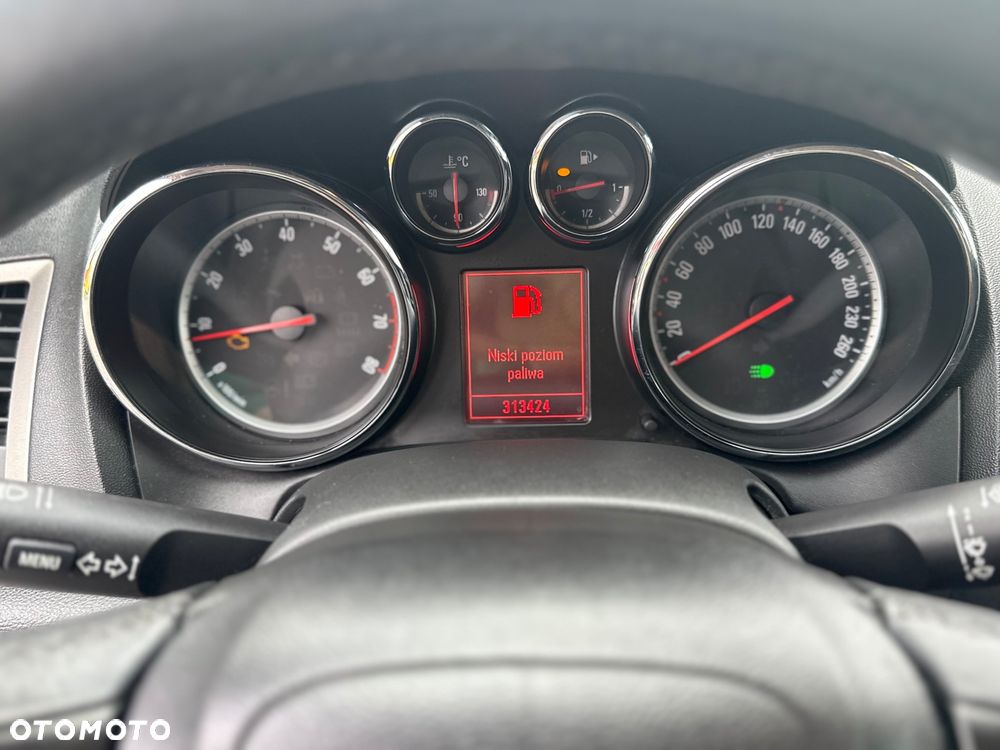 Opel Astra 1.6 Active - 26