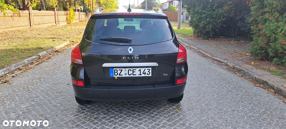 Renault Clio - 6