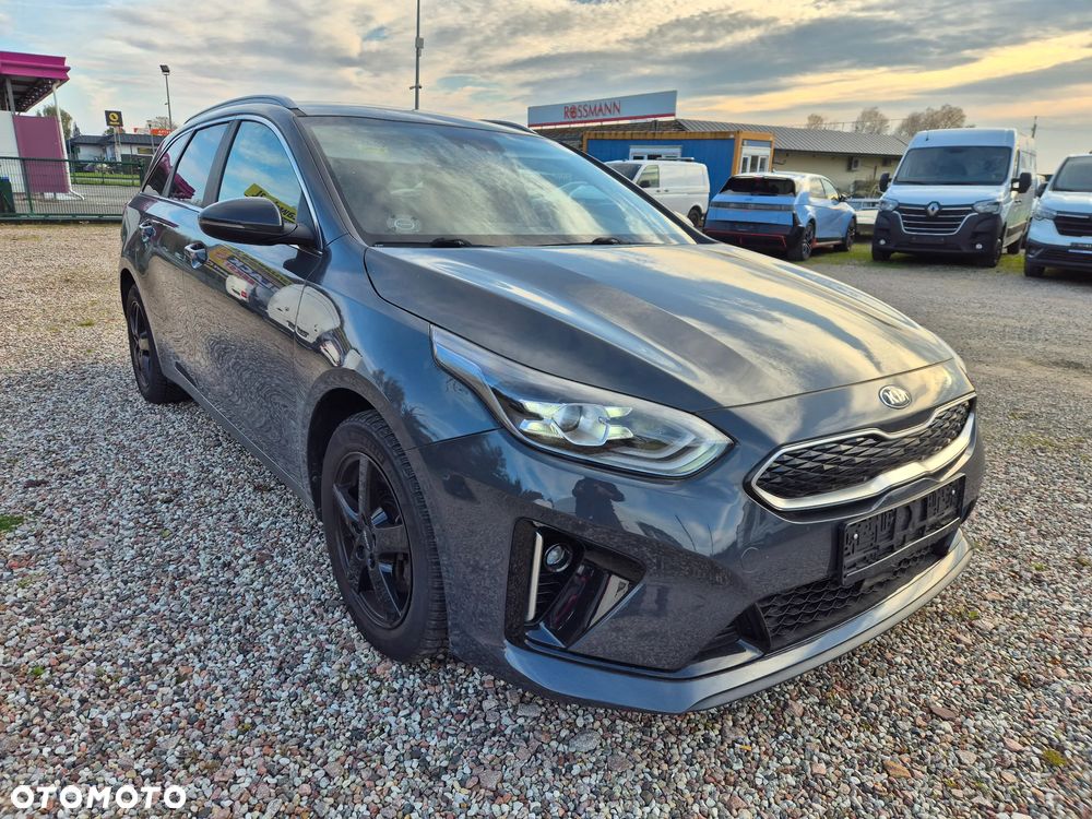 Kia Ceed - 3