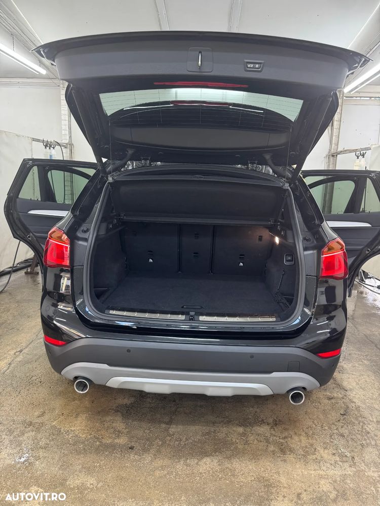 BMW X1 - 10