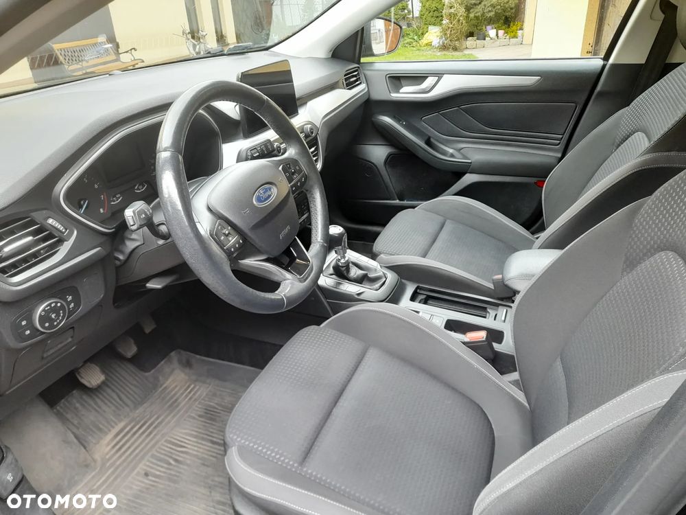 Ford Focus 1.0 EcoBoost Trend Edition Business - 6