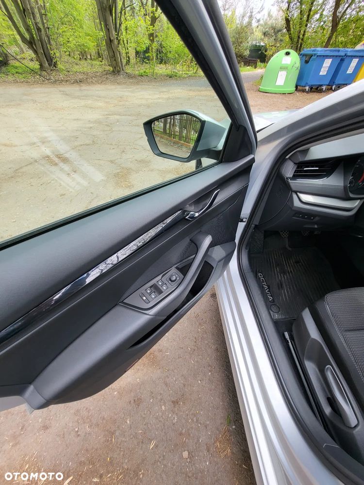 Skoda Octavia 1.5 TSI ACT Style - 15