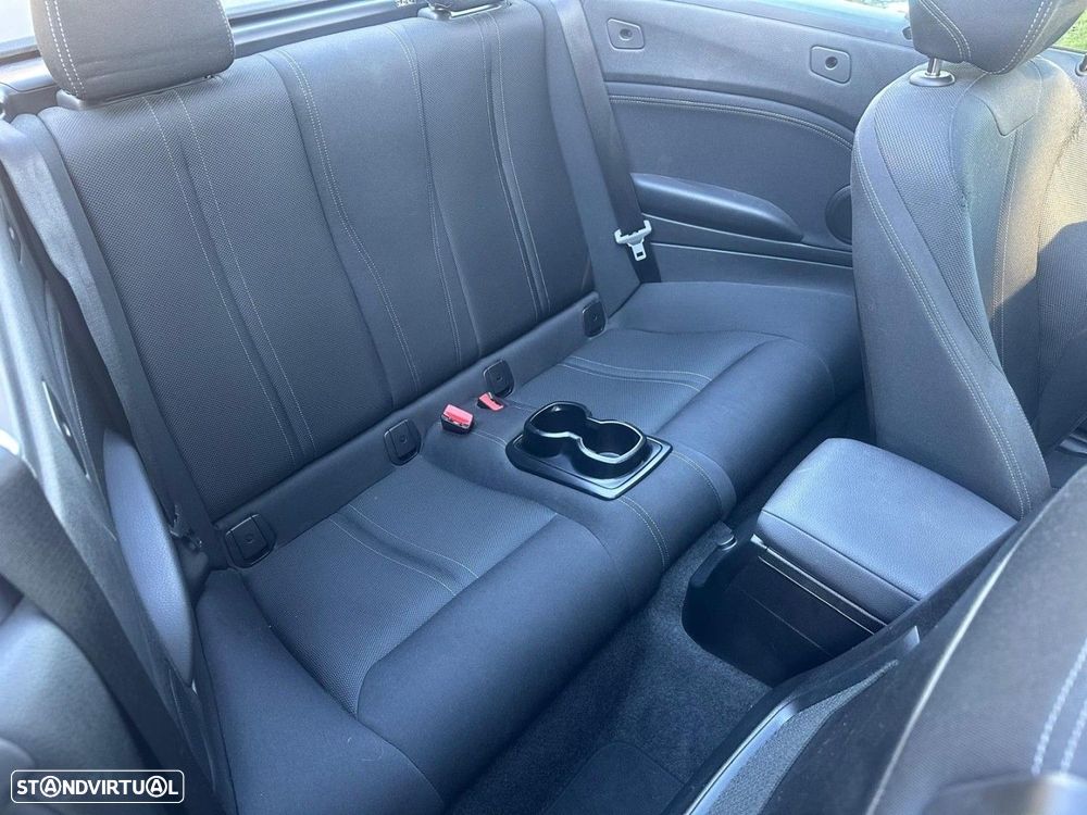 BMW 218 d Cabrio Line Sport - 12