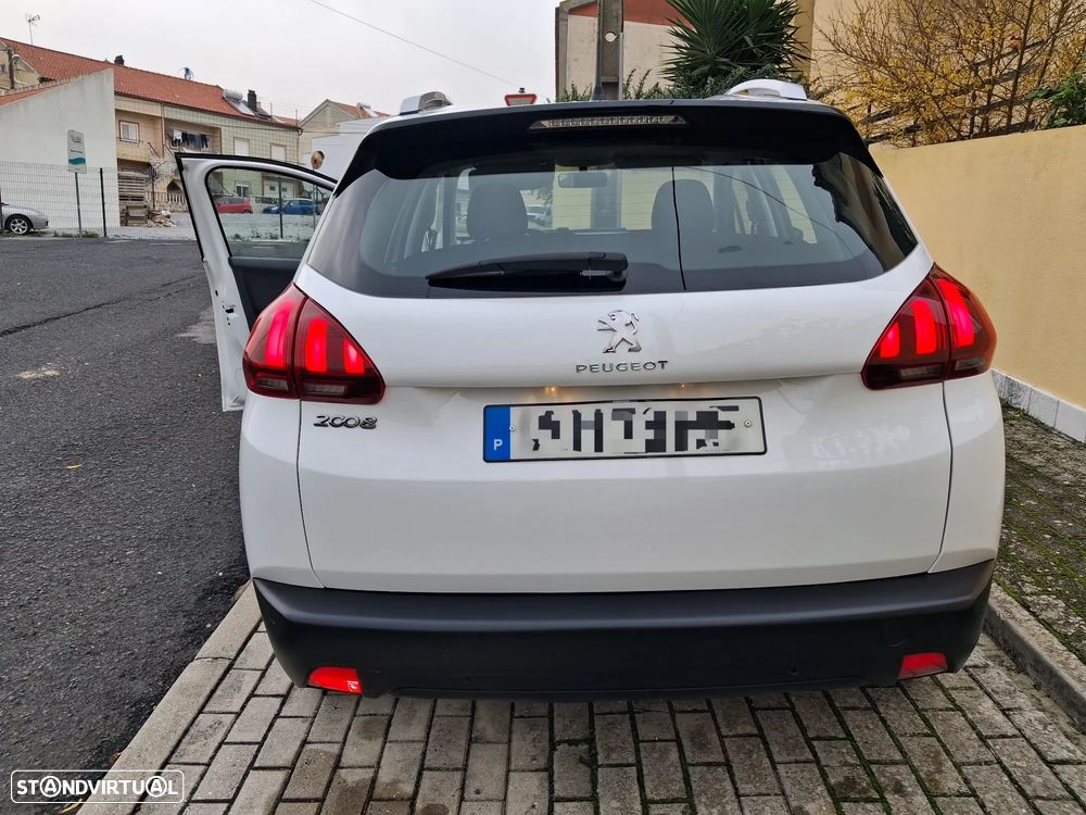 Peugeot 2008 - 3