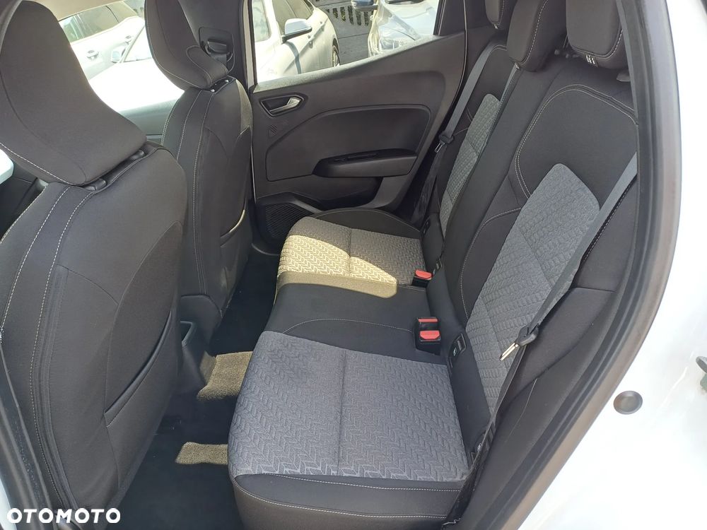 Renault Clio 1.0 TCe Evolution - 17