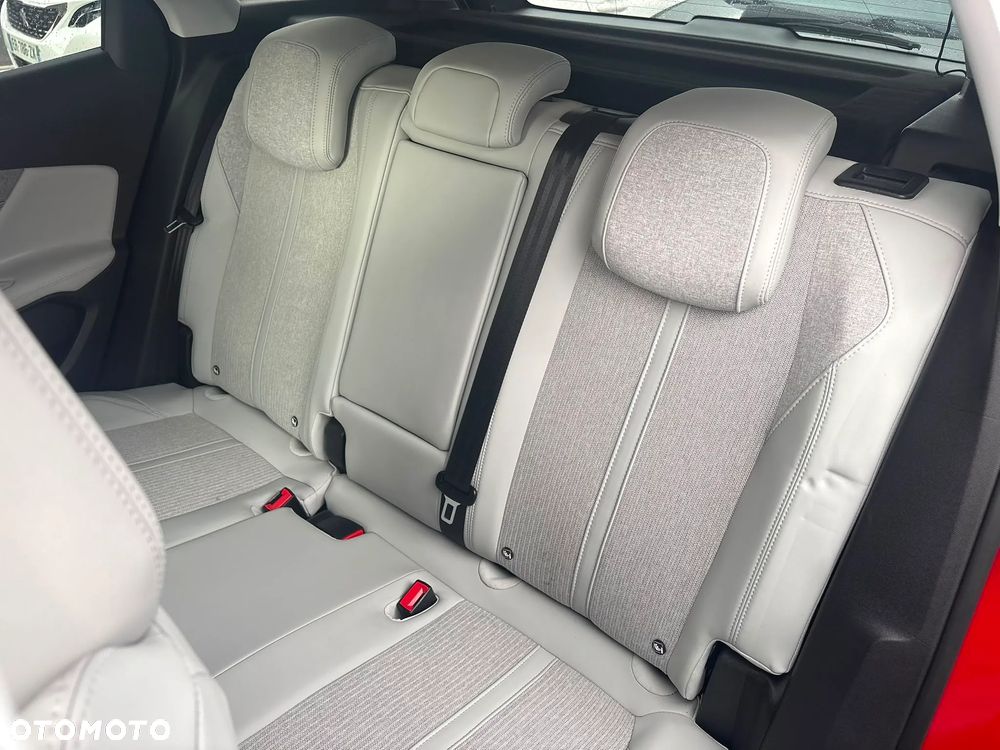 Peugeot 3008 PureTech 130 Stop & Start GPF EAT8 Allure - 15