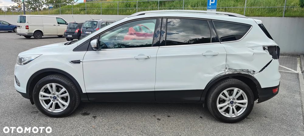 Ford Kuga 1.5 EcoBoost 2x4 Trend - 22