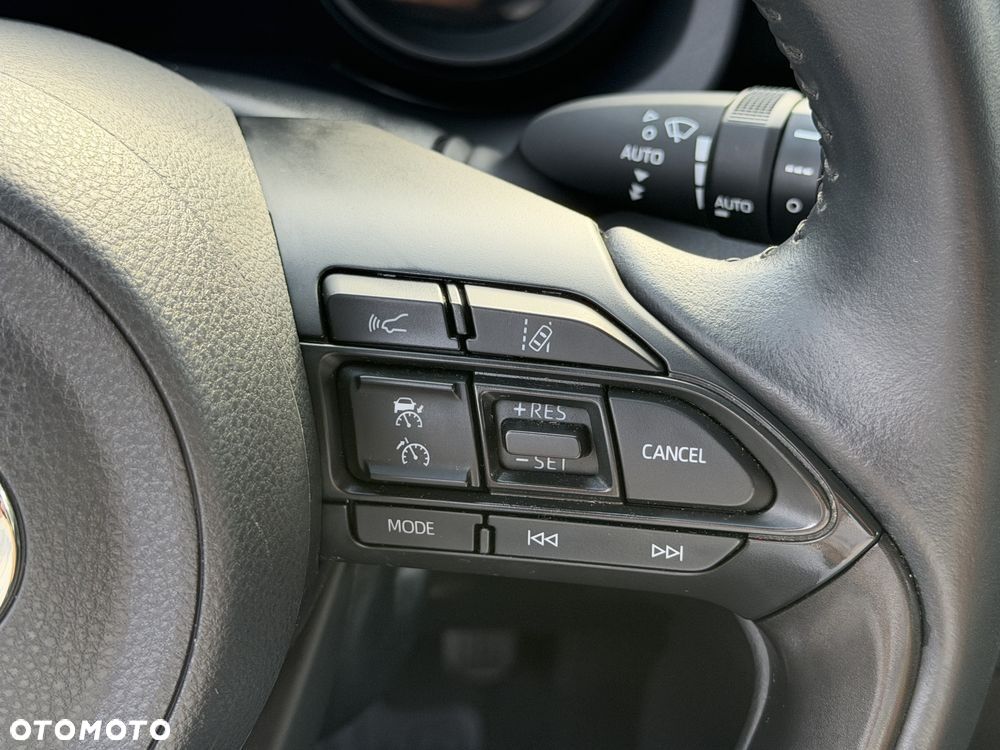Toyota Yaris Cross Hybrid 1.5 Comfort - 30