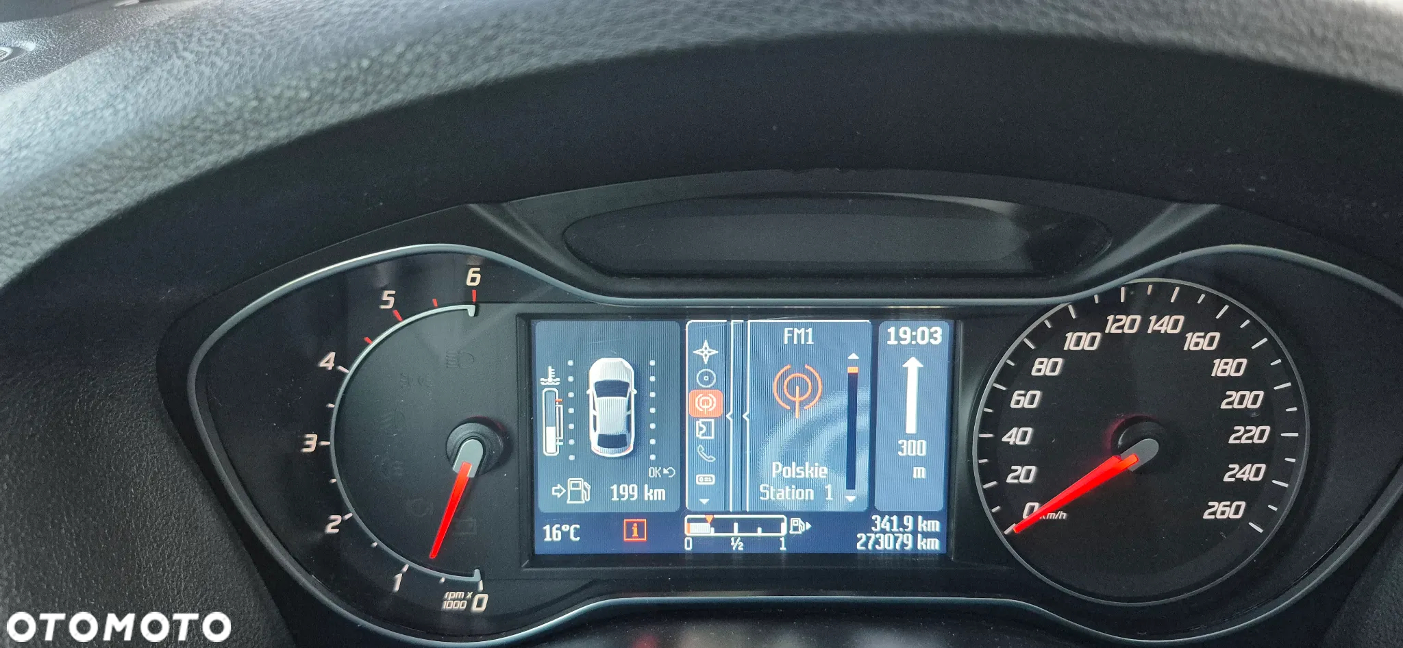 Ford S-Max 2.0 TDCi DPF Titanium - 22