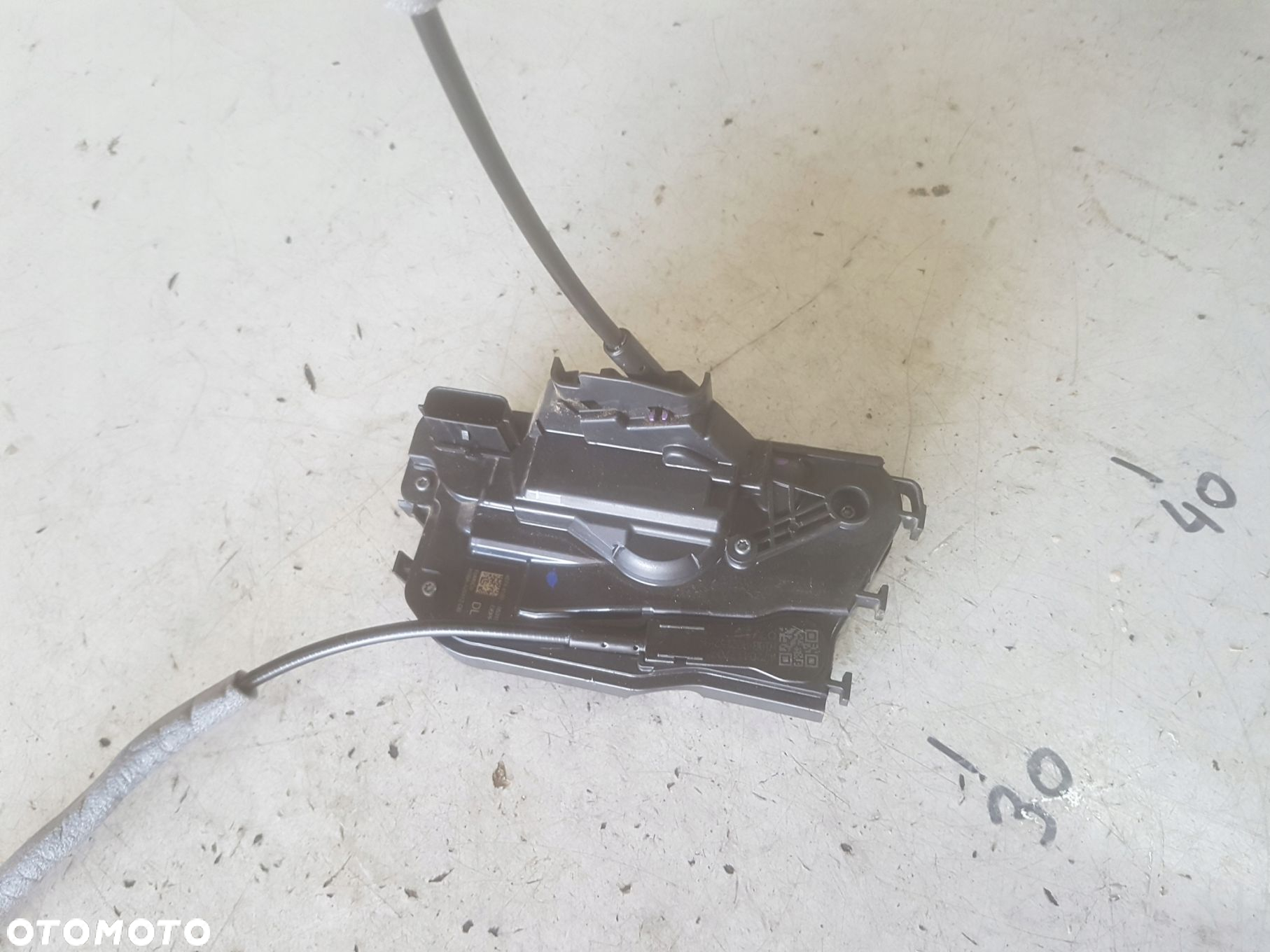 FORD FIESTA MK8 16r- ZAMEK DRZWI PRAWY TYŁ 6 PIN - 2