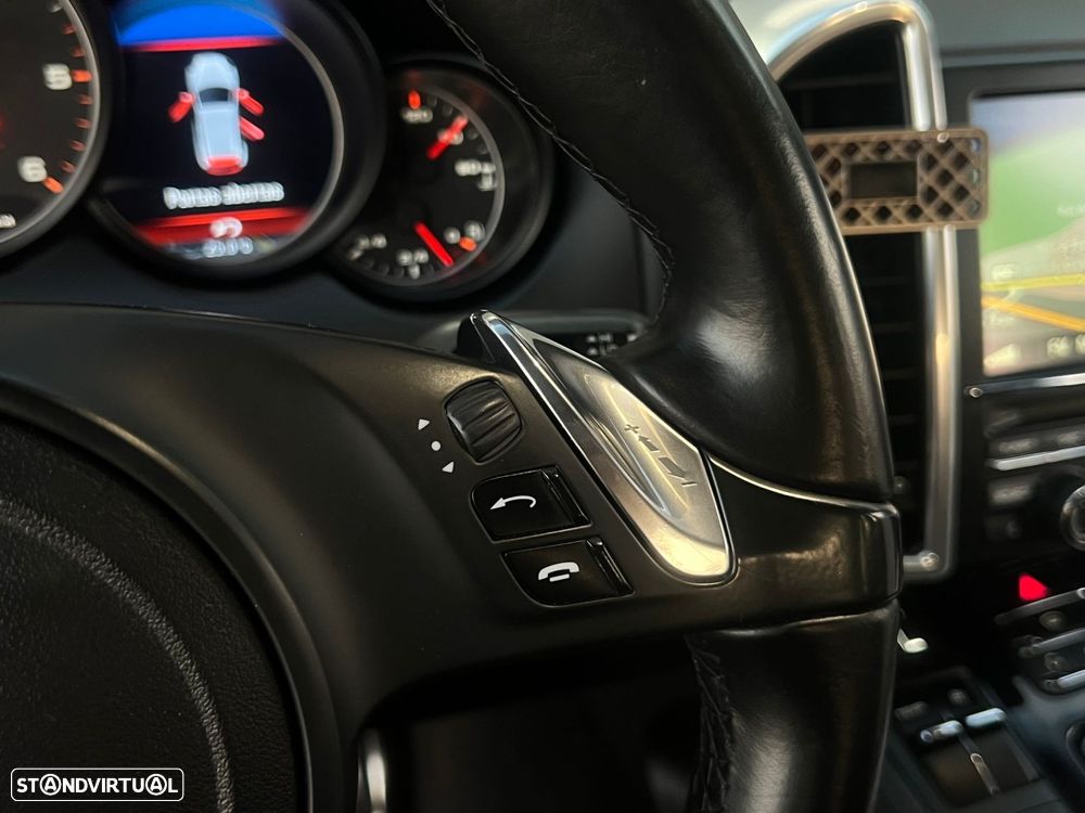 Porsche Cayenne - 20