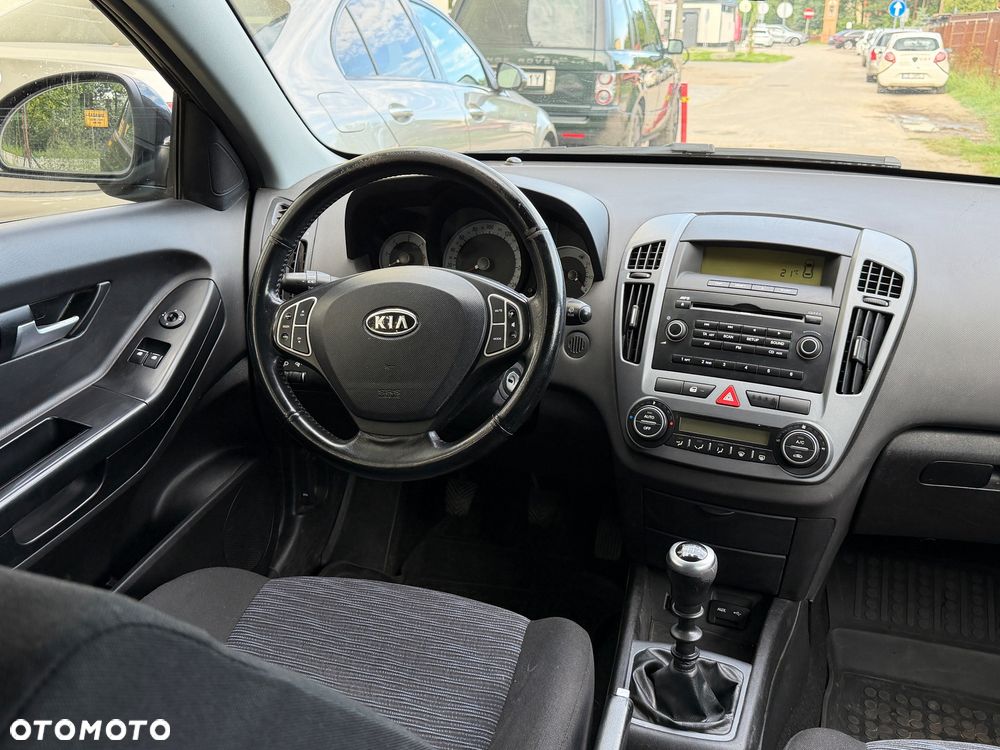 Kia Ceed 1.6 Crdi Comfort - 4