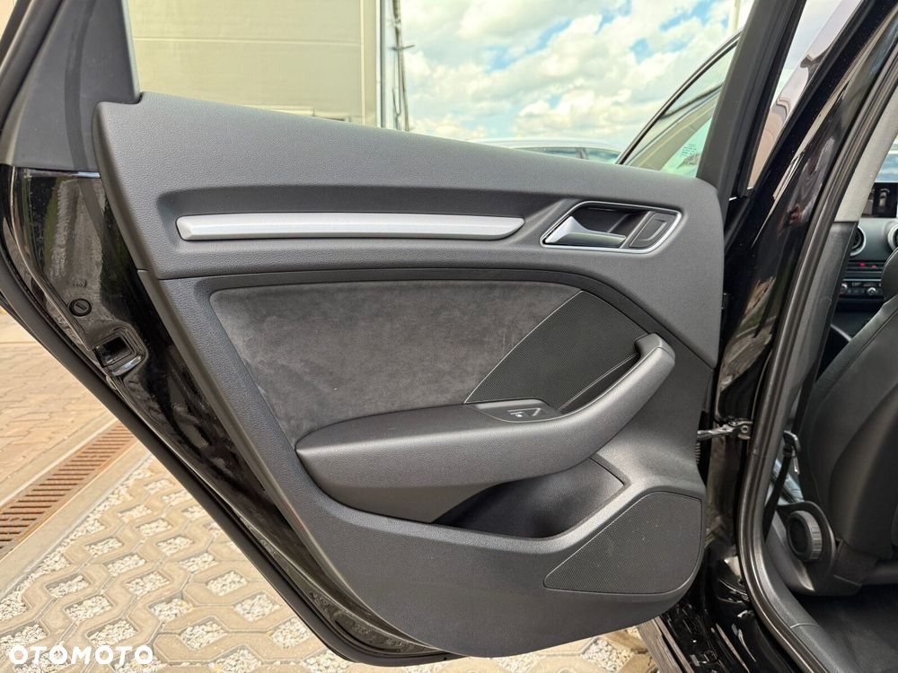 Audi A3 Sportback 35 TFSI mHEV S Line S tronic - 10