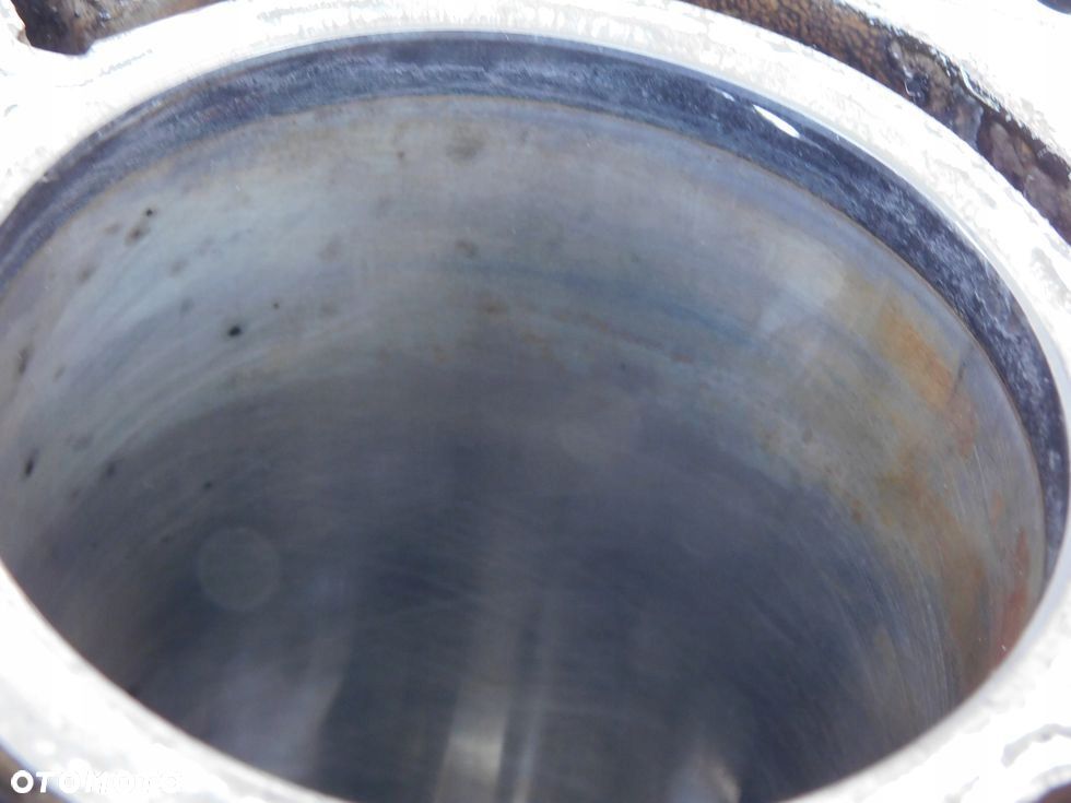 Blok silnika 1.6 D HDI TDCI Euro 4 Peugeot Citroen Volvo Mazda Fiat 90 110 - 11