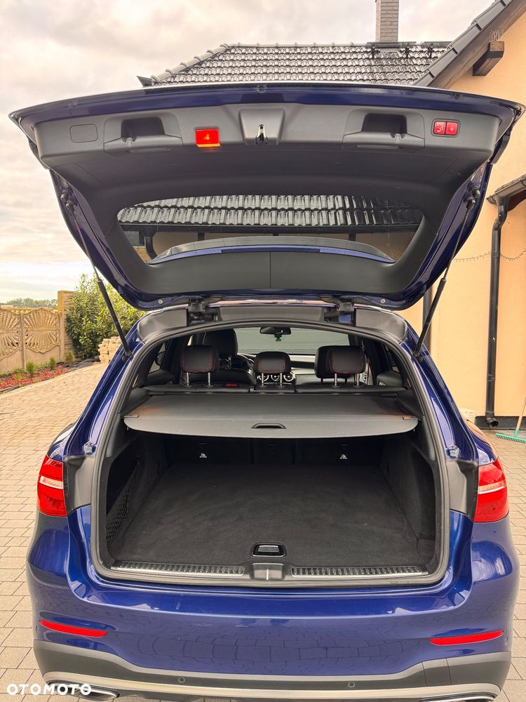 Mercedes-Benz GLC - 28