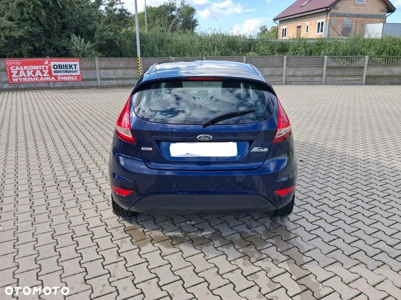 Ford Fiesta - 8