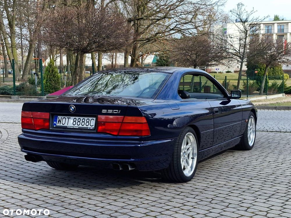 BMW Seria 8 - 11