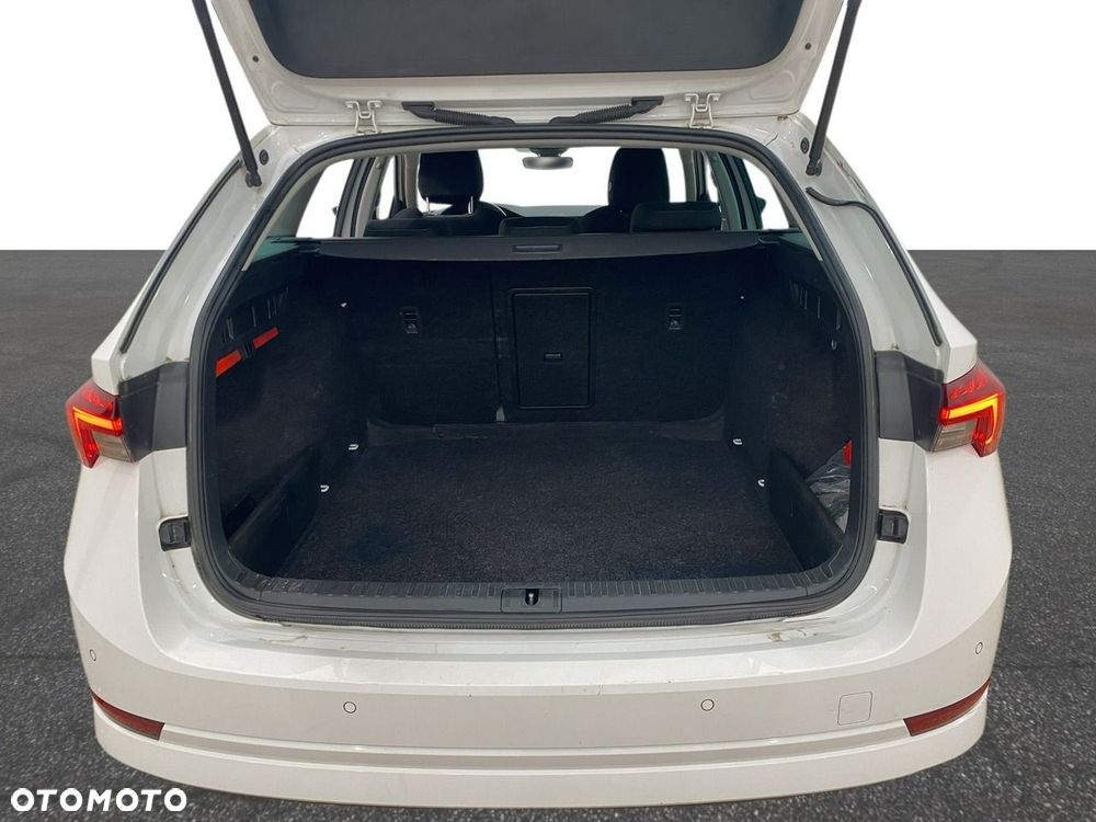 Skoda Octavia 2.0 TDI Ambition DSG - 27