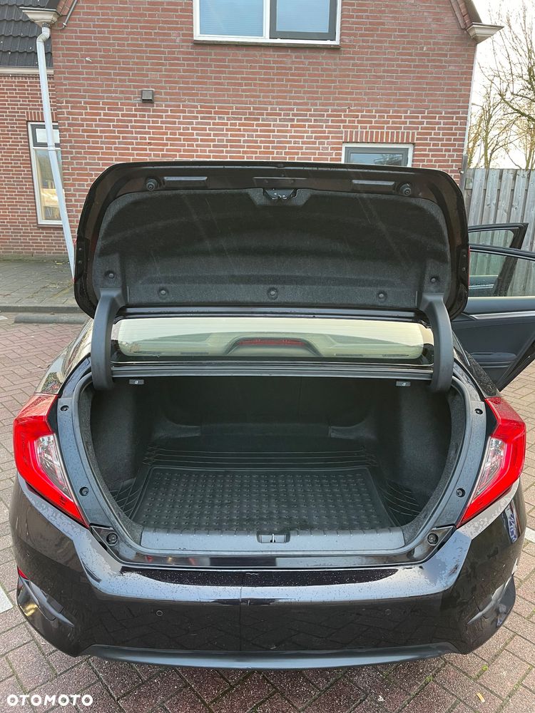 Honda Civic 1.5 T Elegance - 4