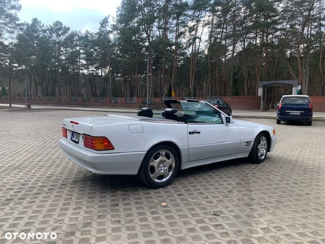 Mercedes-Benz SL - 12