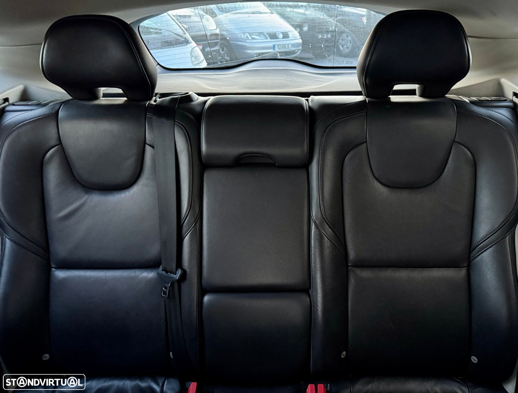 Volvo V40 1.6 D2 R-Design Momentum - 30