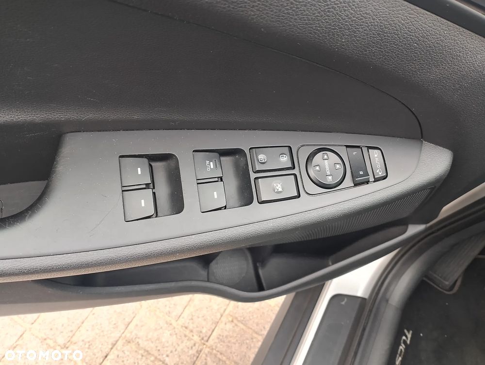 Hyundai Tucson 1.7 CRDI BlueDrive Classic 2WD - 9