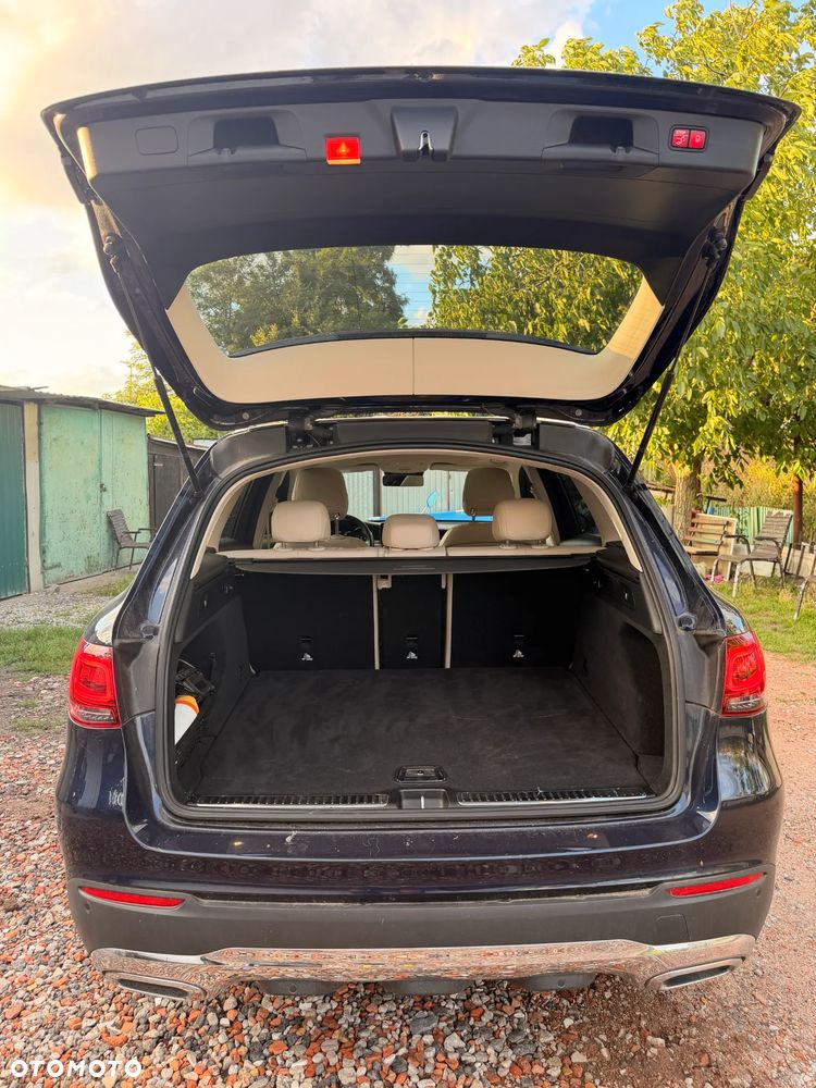 Mercedes-Benz GLC ver-300-4matic-9g--tronic-amg-line - 9