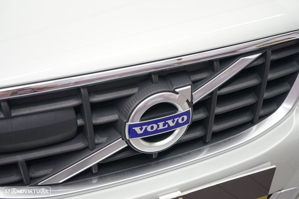 Volvo XC 60 2.0 D3 Summum Geartronic - 8