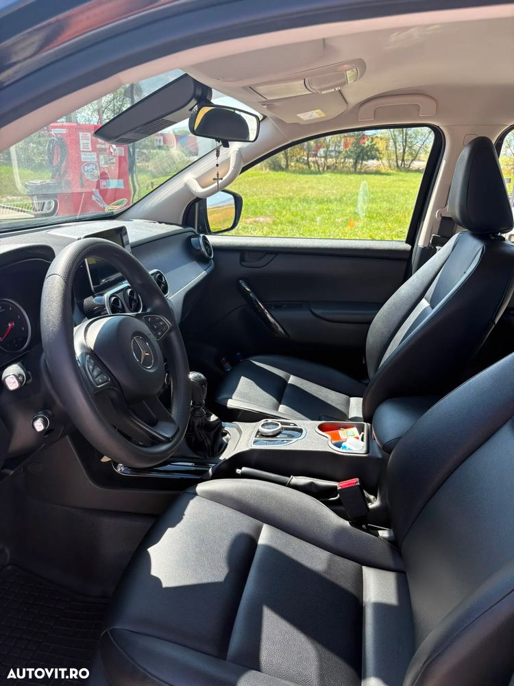 Mercedes-Benz X 220 d Pure - 8