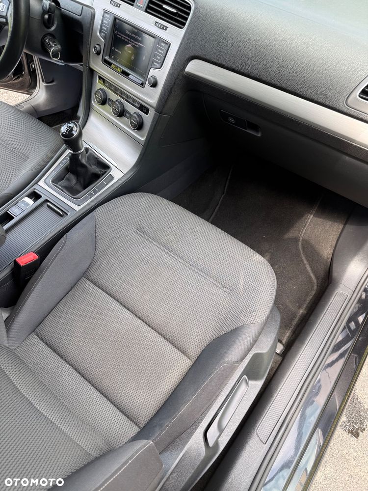 Volkswagen Golf 1.6 TDI BlueMotion Trendline - 14