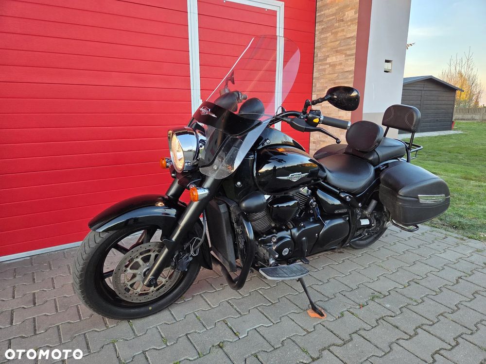 Suzuki Intruder - 5