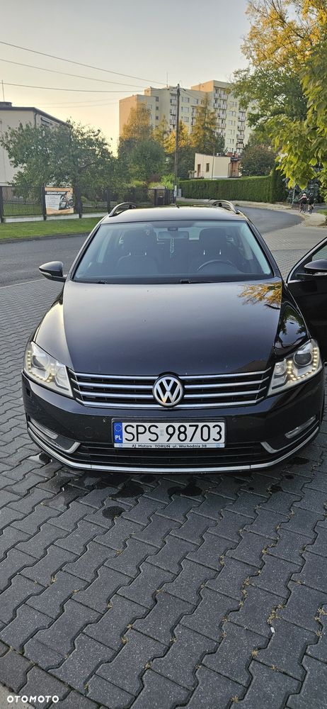 Volkswagen Passat - 4