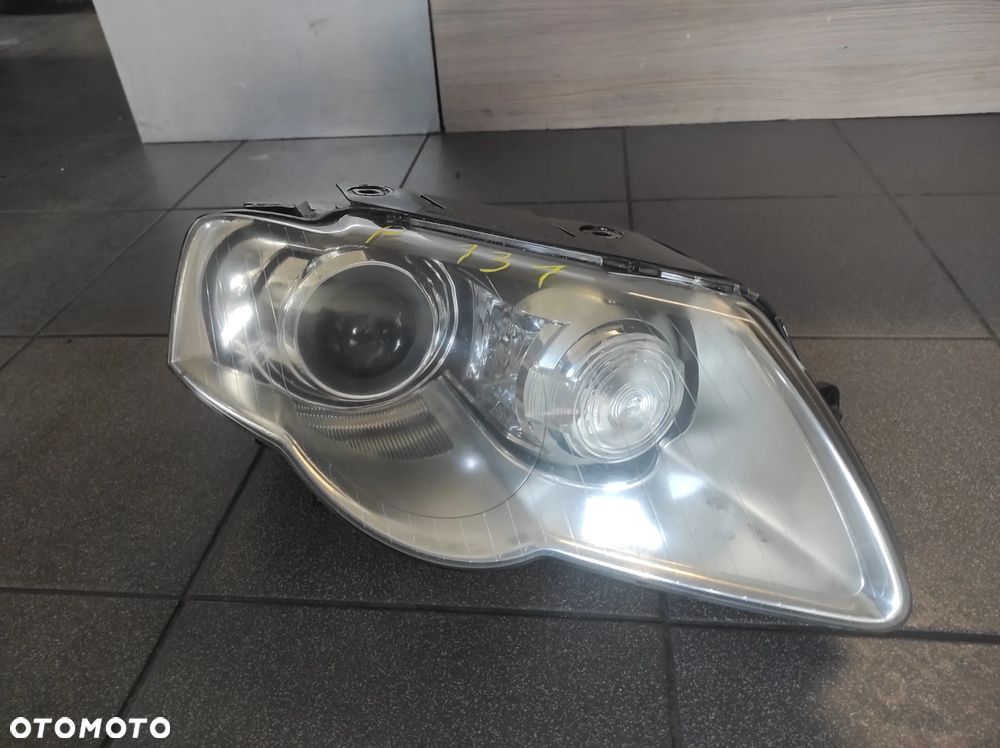 LAMPA PRZEDNIA PRAWA VW PASSAT B6 .131. LIFT BI XENON SKRĘTNY CAŁA OK WYSYŁKA !!! - 1