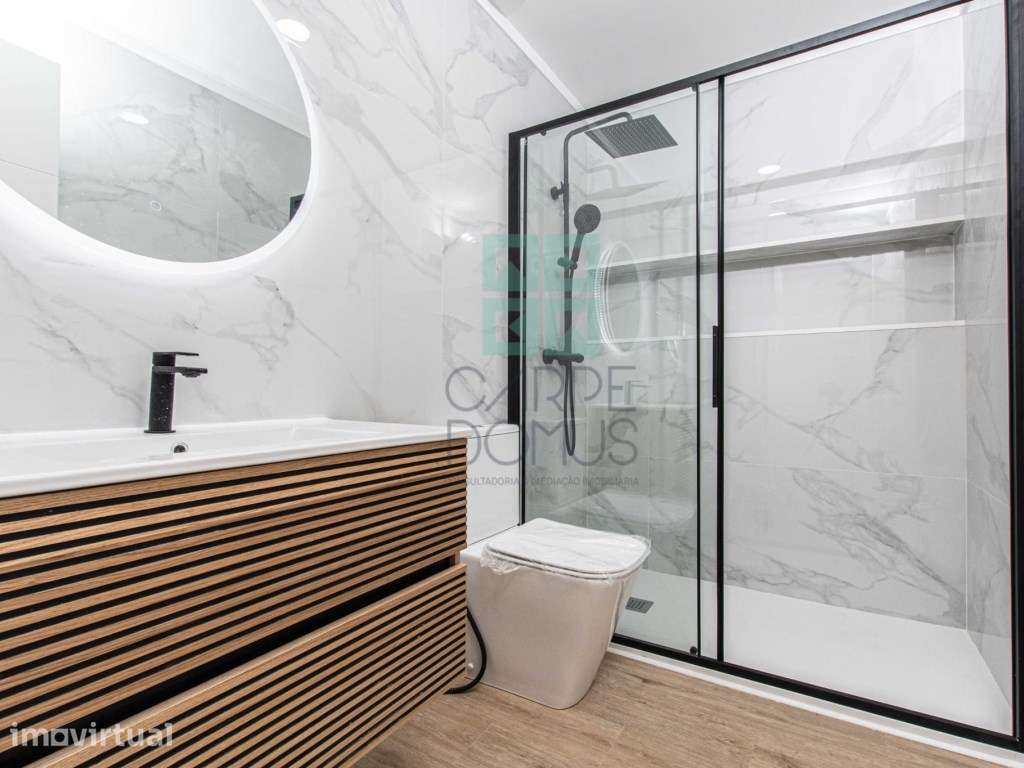 Apartamento T2 totalmente renovado em São Domingos de Benfica - Grande imagem: 3/22