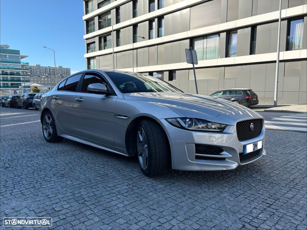 Jaguar XE 2.0 D R-Sport Aut. - 3
