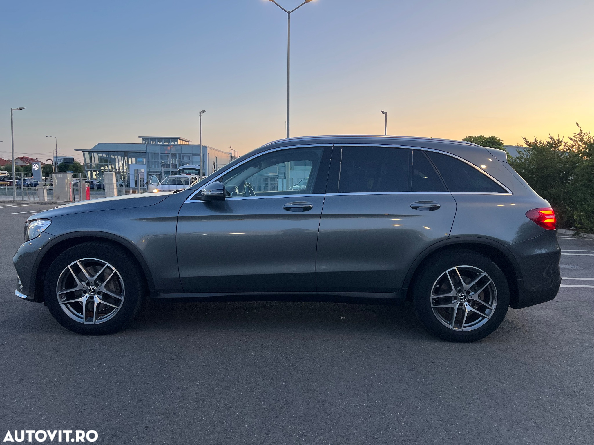 Mercedes-Benz GLC 250 4MATIC - 2