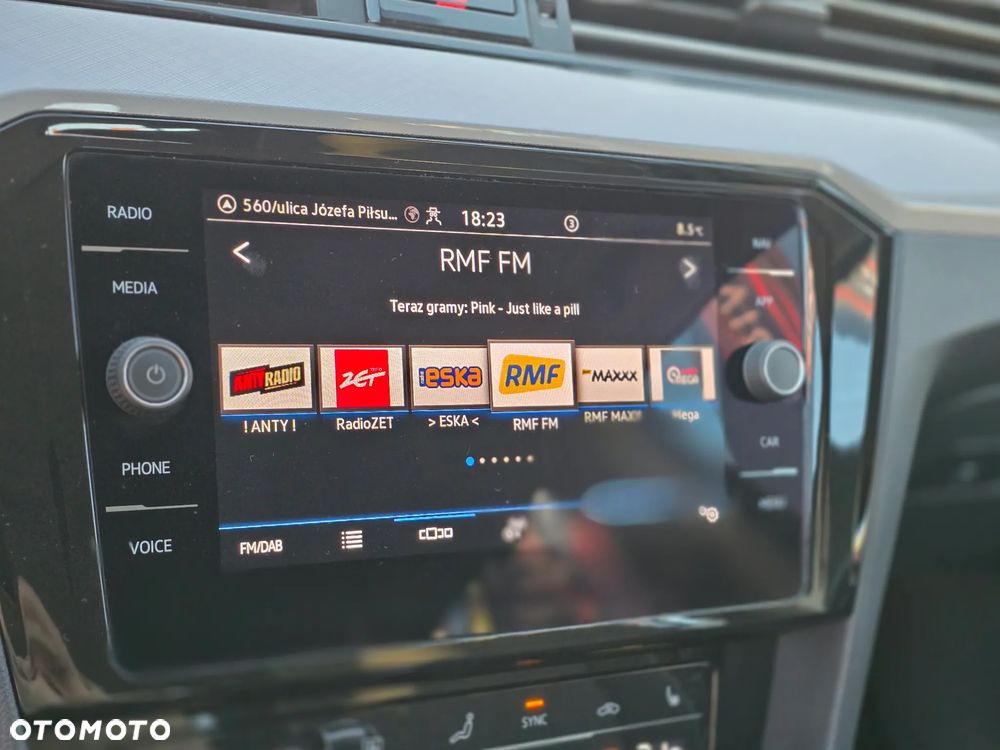 Volkswagen Passat 2.0 TSI Business DSG - 27